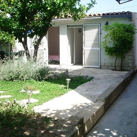 Apartments Gina Trogir Exterior foto