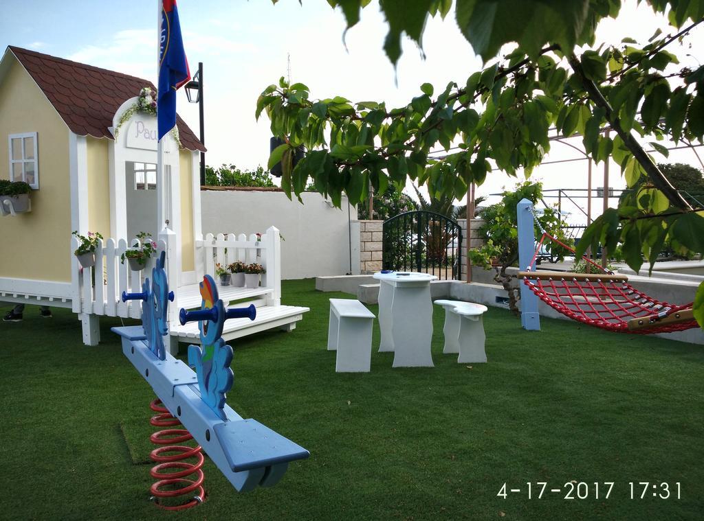 Apartments Gina Trogir Exterior foto