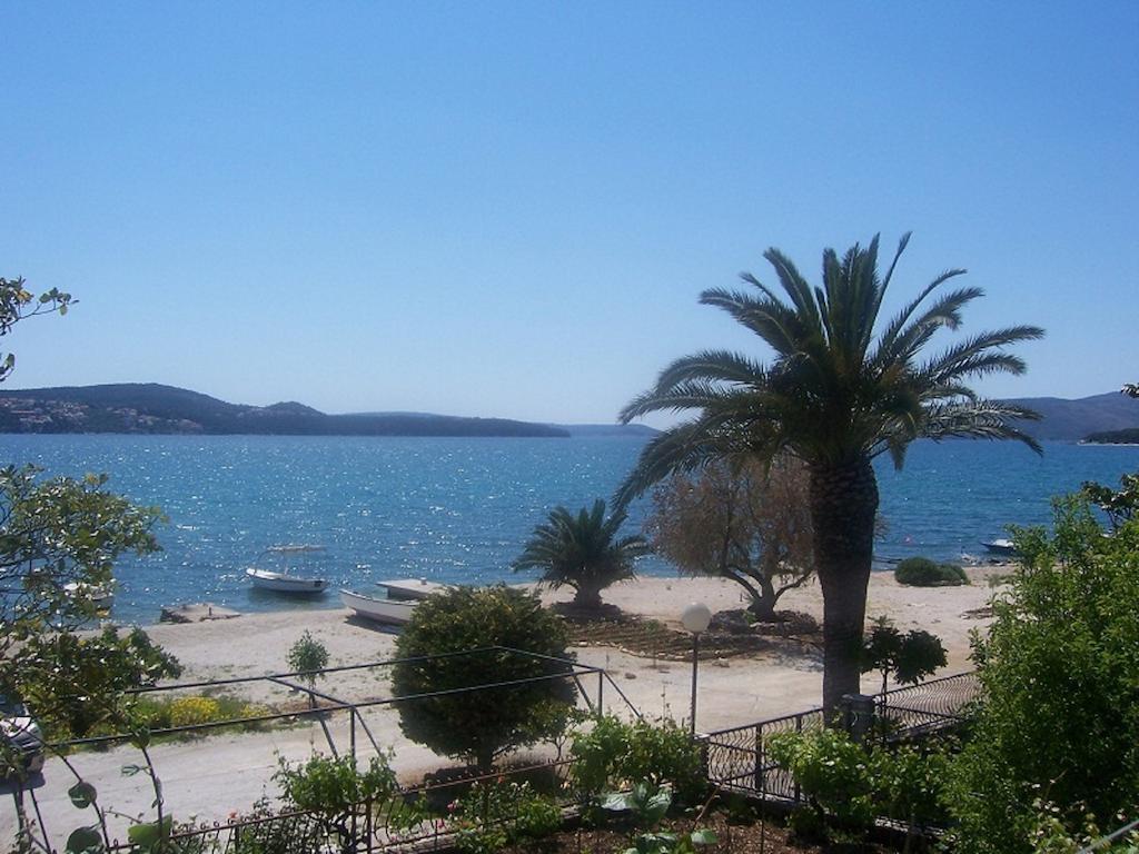 Apartments Gina Trogir Exterior foto