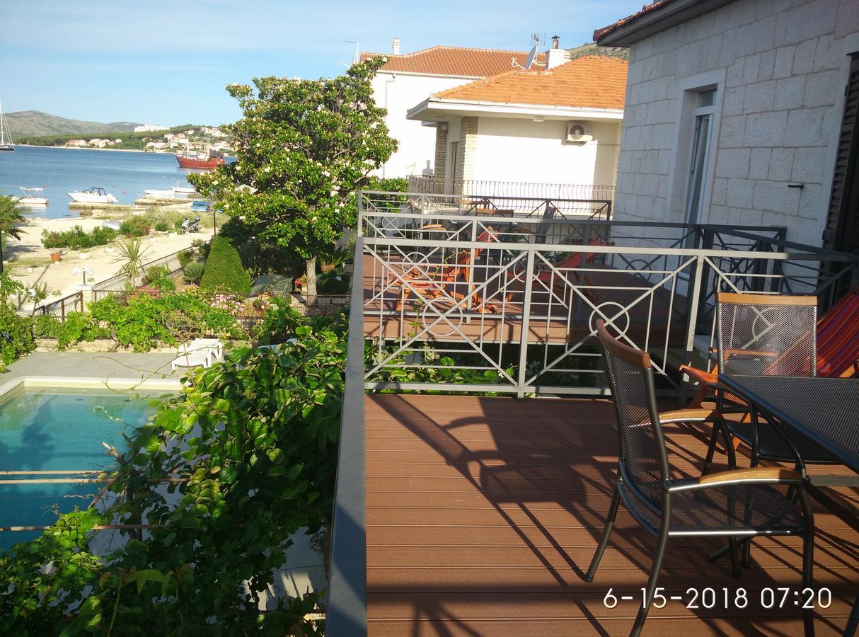 Apartments Gina Trogir Exterior foto