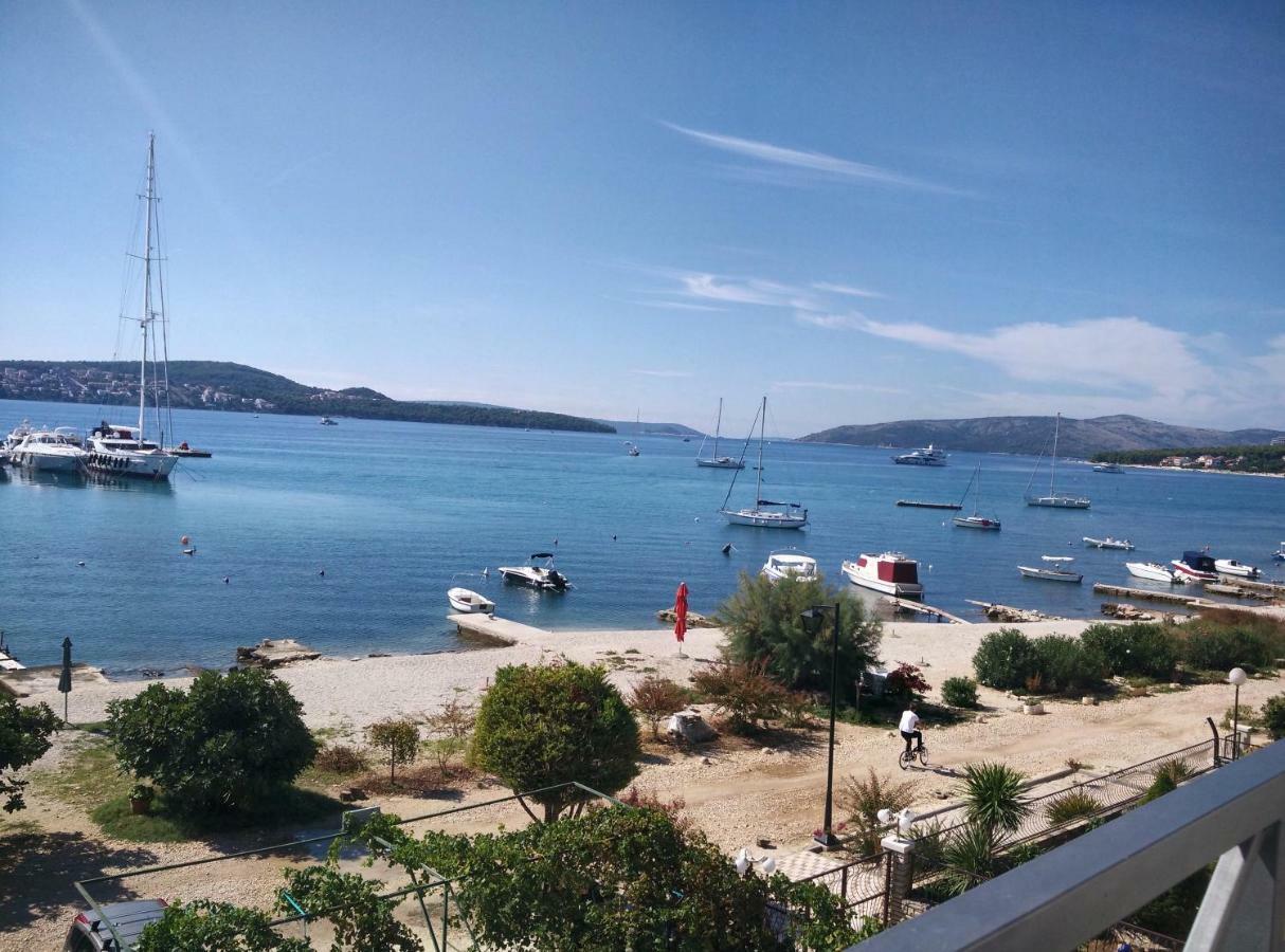 Apartments Gina Trogir Exterior foto